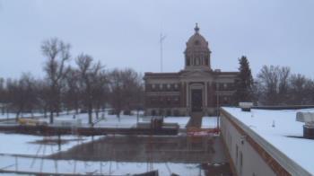 Weather camera view of Ellendale HS.