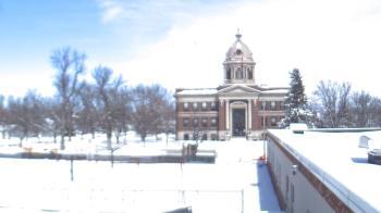 Weather camera view of Ellendale HS.