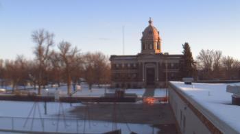 Weather camera view of Ellendale HS.