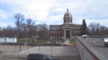 Weather camera view of Ellendale HS.