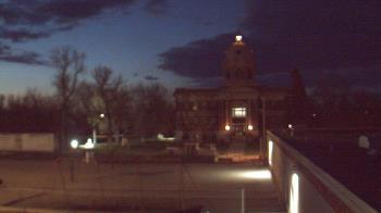 Weather camera view of Ellendale HS.