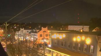 Weather camera view of Elizabethtown Public Library.
