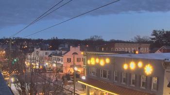 Weather camera view of Elizabethtown Public Library.