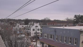 Weather camera view of Elizabethtown Public Library.
