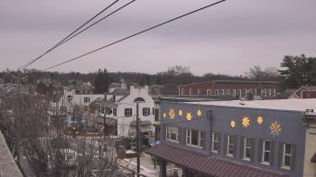 Weather camera view of Elizabethtown Public Library.