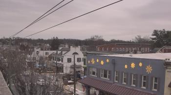Weather camera view of Elizabethtown Public Library.