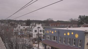 Weather camera view of Elizabethtown Public Library.