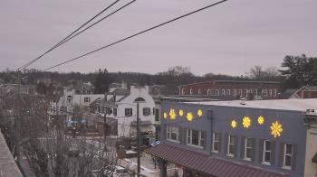 Weather camera view of Elizabethtown Public Library.