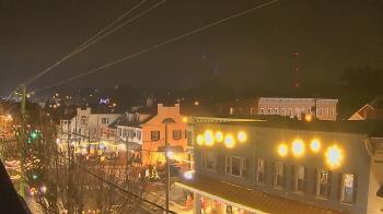 Weather camera view of Elizabethtown Public Library.