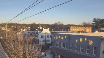 Weather camera view of Elizabethtown Public Library.