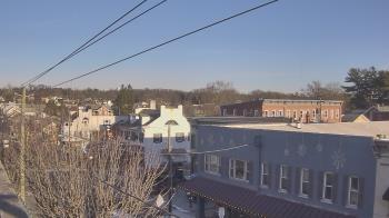 Weather camera view of Elizabethtown Public Library.