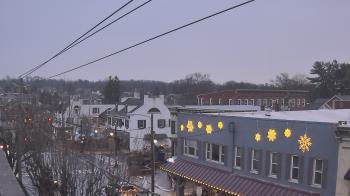 Weather camera view of Elizabethtown Public Library.