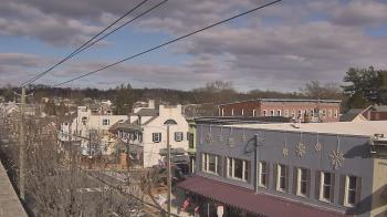 Weather camera view of Elizabethtown Public Library.