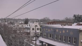 Weather camera view of Elizabethtown Public Library.