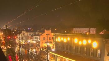 Weather camera view of Elizabethtown Public Library.