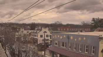 Weather camera view of Elizabethtown Public Library.