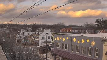 Weather camera view of Elizabethtown Public Library.