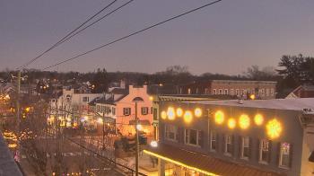 Weather camera view of Elizabethtown Public Library.