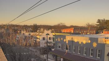 Weather camera view of Elizabethtown Public Library.