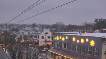 Weather camera view of Elizabethtown Public Library.