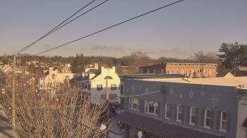 Weather camera view of Elizabethtown Public Library.