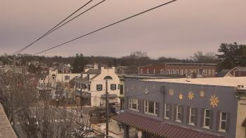 Weather camera view of Elizabethtown Public Library.
