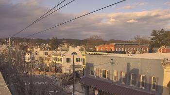 Weather camera view of Elizabethtown Public Library.