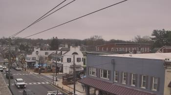 Weather camera view of Elizabethtown Public Library.