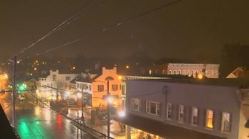 Weather camera view of Elizabethtown Public Library.