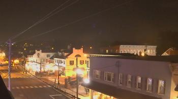 Weather camera view of Elizabethtown Public Library.