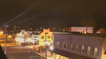 Weather camera view of Elizabethtown Public Library.