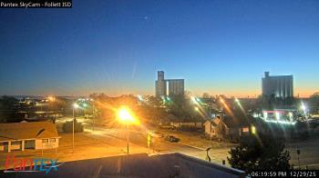 Weather camera view of Follett ISD.