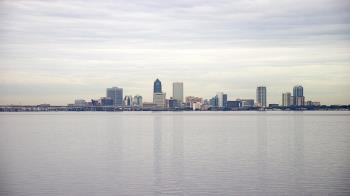 Weather camera view of Florida Yacht Club.