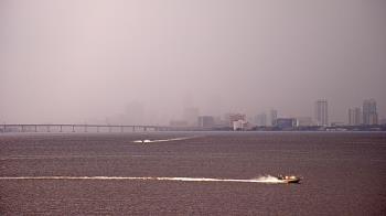 Weather camera view of Florida Yacht Club.