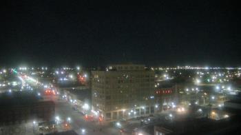 Weather camera view of First National Bank-Hutchinson.