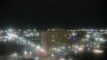 Weather camera view of First National Bank-Hutchinson.