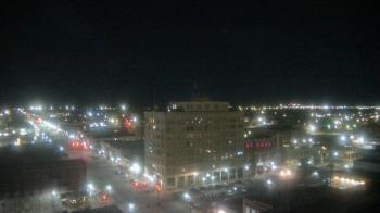 Weather camera view of First National Bank-Hutchinson.