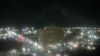 Weather camera view of First National Bank-Hutchinson.