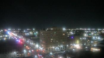 Weather camera view of First National Bank-Hutchinson.