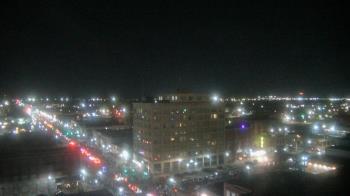 Weather camera view of First National Bank-Hutchinson.