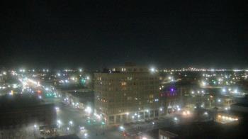 Weather camera view of First National Bank-Hutchinson.