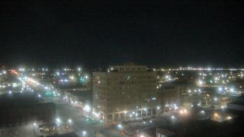 Weather camera view of First National Bank-Hutchinson.