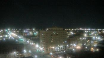 Weather camera view of First National Bank-Hutchinson.