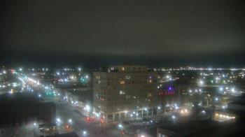 Weather camera view of First National Bank-Hutchinson.