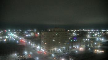 Weather camera view of First National Bank-Hutchinson.