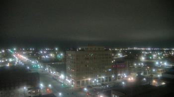 Weather camera view of First National Bank-Hutchinson.