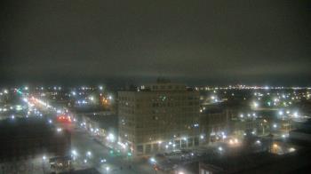 Weather camera view of First National Bank-Hutchinson.