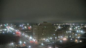 Weather camera view of First National Bank-Hutchinson.