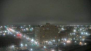 Weather camera view of First National Bank-Hutchinson.