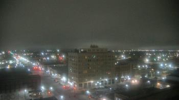 Weather camera view of First National Bank-Hutchinson.